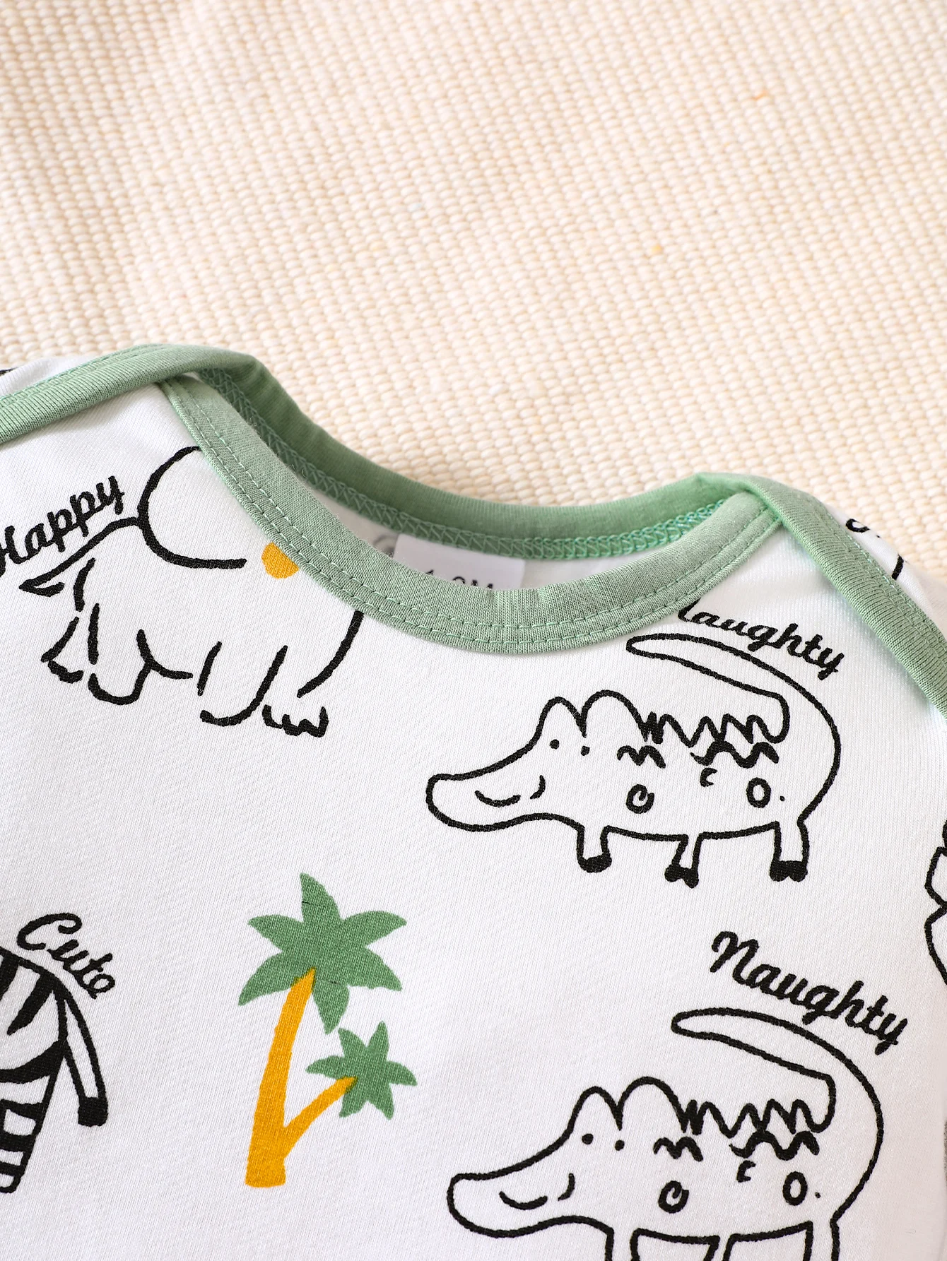 Spring-And-Autumn-Boys-And-Girls-Hats-Round-Neck-Long-Sleeves-Animal-Pattern-Romper-Pants-Set-2