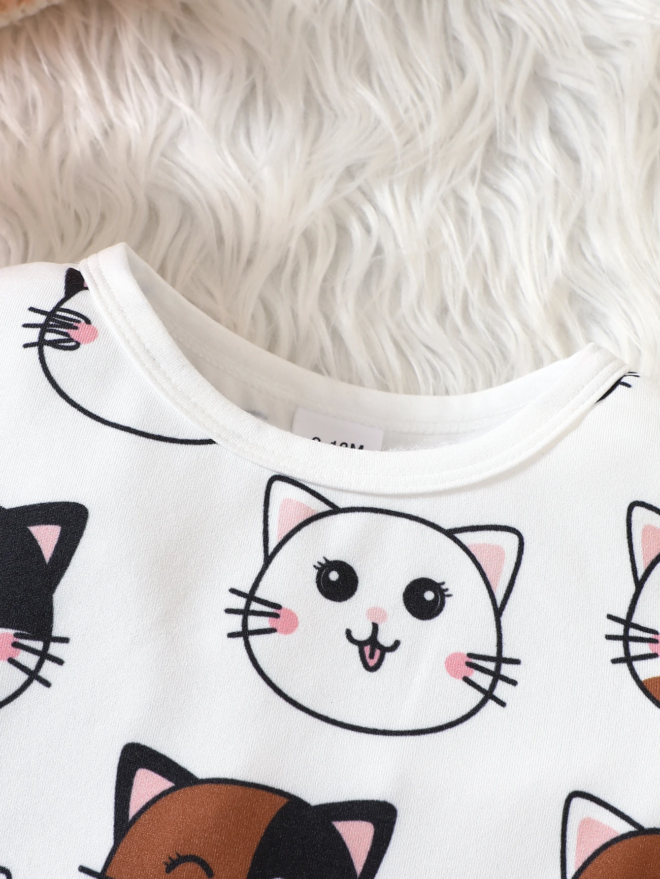 Spring-And-Autumn-Girls-And-Boys-Set-Round-Neck-Long-Sleeve-Kitten-Pattern-Top-Solid-Color-2